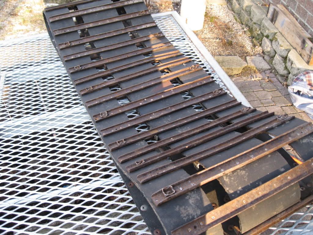 wavy traction cleats